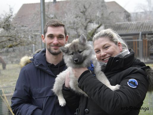 Fay  lebt von nun an in Wilen bei Wollerau bei Nadja und Miquel